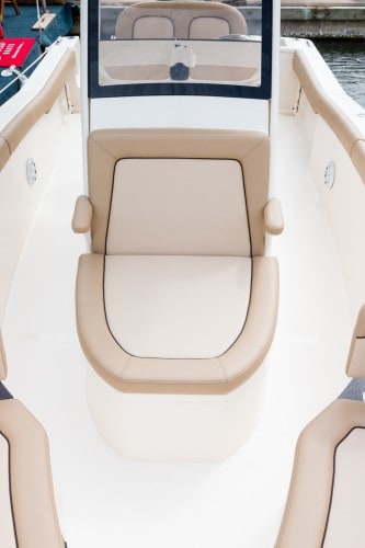 235XSF forward console seat
