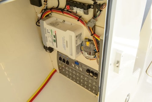 255D electronics area