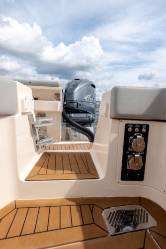 530LXF walk thru showing engine