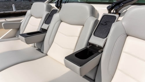 530LXF armrest compartment