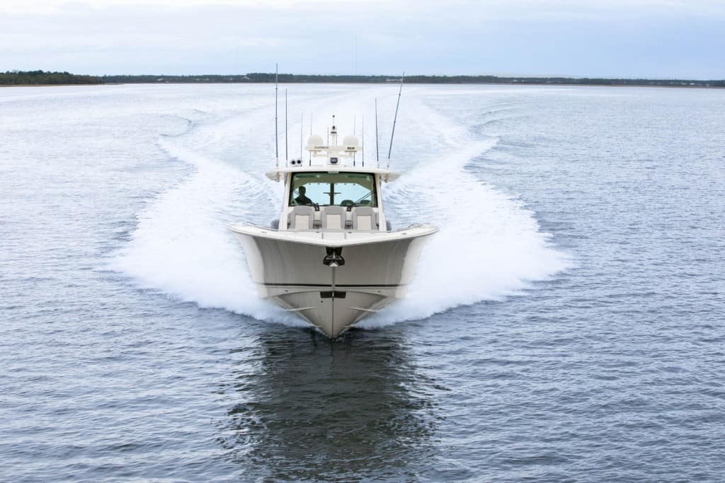 530LXF bow coming straight on