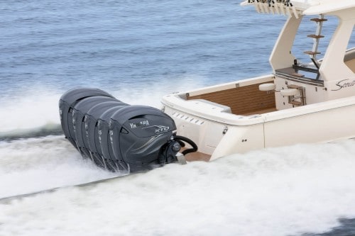 530LXF transom close up