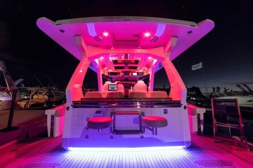 530LXF entertainment station lit up