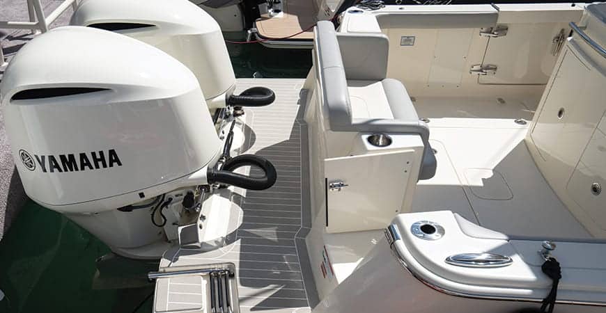 305lxf-transom-highlight