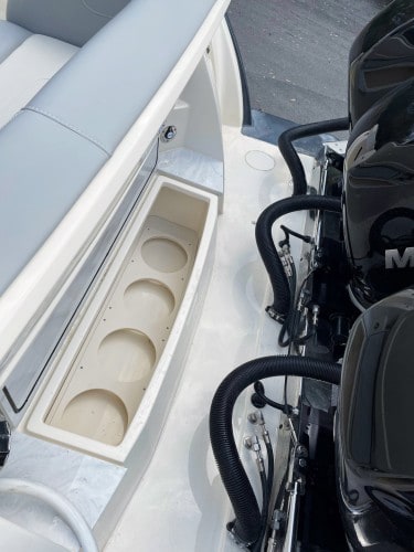 425 LXF Dive Tank Storage