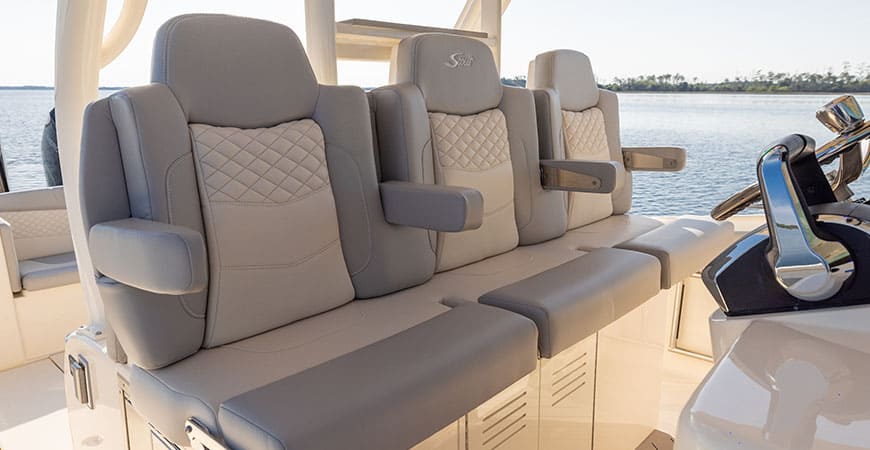 400 LXF Heated Helm Seats